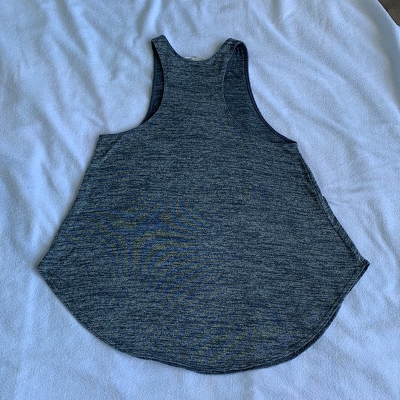 Wilfred Free Racerback Light Grey Tank - Picture 8 of 11